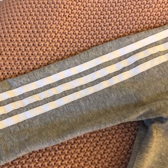 Adidas Grey Long Sleeve Top! - Picture 4 of 4